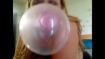 Bubbles & big-boobs