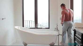 Erotic Bath & rubbing - Devin Dixon gay porn