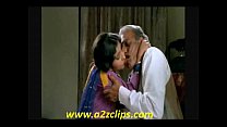Divya dutta kissing