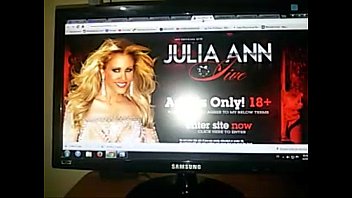 Masturbating with Julia Ann
