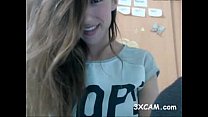 Chica en webcam de cerca hasta COÑO la masturbación
