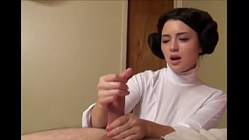 Princess Leia masturbating Luke Skywalker