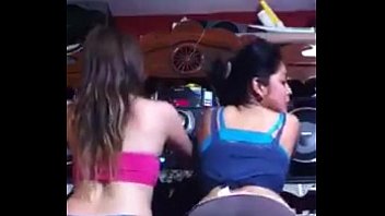 Écolières danse reggaeton