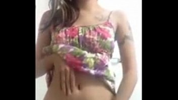 Novinha Magrinha Gostosinha che prende i vestiti porno gratis
