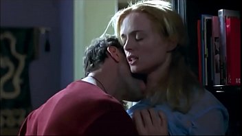 Naked Heather Graham in Gently Me (k. Me Softly)