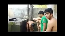 Caliente indio baño gay