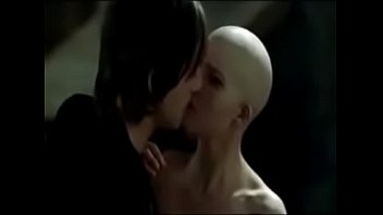 Splice, cena de sexo de Adrien Brody