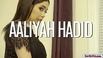 Aliyah Hadid banida por um enorme pau preto