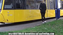 Deutsches teen Wichst Spanner in Der Strassenbahn den schwanz