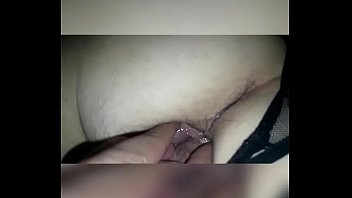 Shemale fingers guy's ass / Trans me mete los dedos