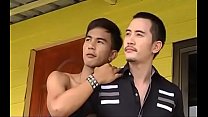 Два тайских брата занимаются эмоциональной любовью