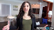 PropertySex - Studentin fickt Immobilienmaklerin