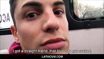 Gay amateur Latino chico pagó a chupar y follar un chico recto por el cineasta POV