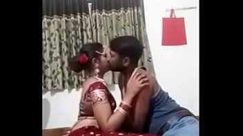 Романтическое видео горячей индийской пары