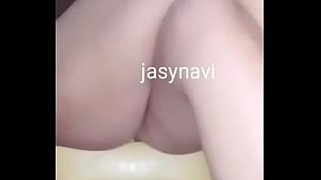 jasy cross legs clip