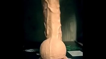 Huge Dildo anal