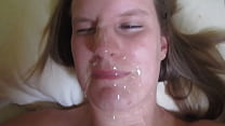 Novia de 19 años recibe su primer facial