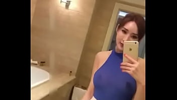 Compilação de espelho de Alice Zhou, modelo chinesa gostosa e sexy.
