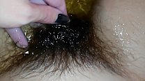 Vídeo de fetiche de buceta peluda super peluda debaixo d'água de perto