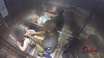 Sorayyaa und Leo Ogro wurden beim Ficken im Aufzug erwischt