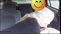Sesso in macchina con un fan sposato