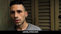 Papi pov lutscht schön ungeschnitten Latino cock