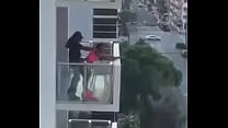 Paar Sex auf dem Balkon