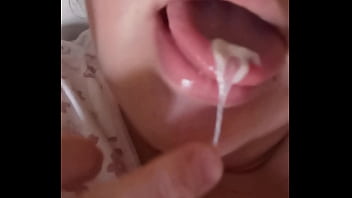 Swallowing my vaginal juices