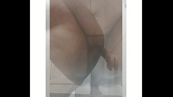 Dildo di 22 cm .. l'uomo grasso si masturba per mancanza di uomo