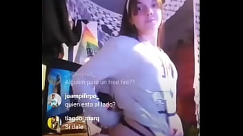 Prostituta mostra seu babaca no Instagram Argentina