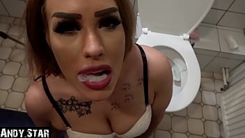 Surprised when pissing and cumshot in her mouth