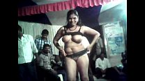 Telugu Tante Sex Tanz auf der Straße