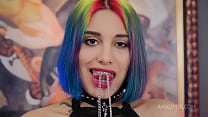 Rainbow Teen Perra Roxy Lips Vs Duro Papi Nick Rock! Bolas anales profundas, bofetadas, lamiendo el culo masculino, duro NRX074