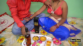 Randi indiano fodendo na festa de sexo na casa da fazenda