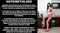 Hotkinkyjo, femme de ménage rose sexy, se fiste un trou anal et prolapsus