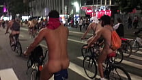 Мировая поездка на велосипеде без одежды - Бразилия