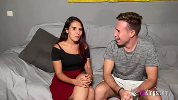 21-летняя неопытная пара любит порно и присылайте нам это видео