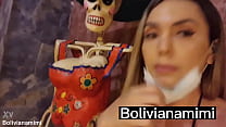 Mostrando minha buceta para as calacas mexicanas ... vídeo completo no bolivianamimi.tv