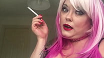 Fat UK Slut Tina Snua vuole il tuo sperma! - JOI Feticismo del fumo