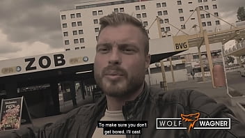 GOTHIC MILF POV: guardala succhiare e cavalcare il mio cazzo: SidneyDark (SCENA COMPLETA) - WolfWagner.Com