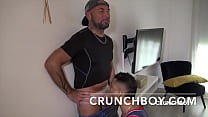 la puta latina RUDALO follada a pelo y creampied por Jess ROYAN para Crunchboy en Barcelona