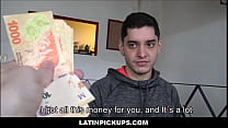 Dois garotos latinos gostosos pegos fodidos por dinheiro POV - Conera, Ramiro