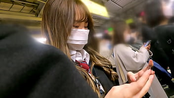 [Attention] LoIita fait face à la belle fille I-chan à Shinjuku [Étudiant / Uniforme scolaire / Blazer / Jupe courte / Belles jambes / Bonnet A / Creampie] Sneak Peek. Former. VioIation de domicile. Dormir