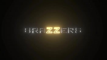 Películas, sexo anal y corridas de palomitas de maíz - Tina Fire / Brazzers / transmisión completa de www.brazzers.promo/pop