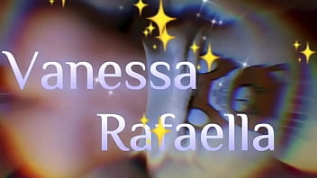 Shemale Vanessa Rafaella - [TRAILLER] fickt Bareback-Bär und Sperma in seinem Mund