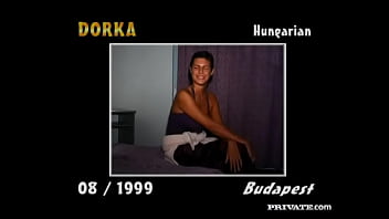 Uma garota chamada Dorka tenta pornô em uma cena de foda hardcore