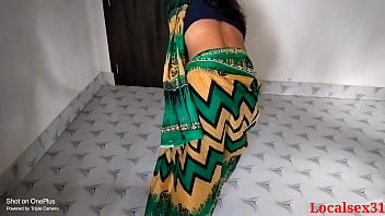 Секс индийской зрелой мамы в зеленом сари в отеле Fivester (официальное видео от localsex31)
