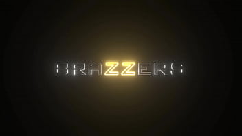 Ring-A-Ding Dick Down - Rhiannon Ryder / Brazzers / transmisión completa de www.brazzers.promo/ding