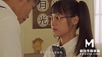 Trailer-Vorstellung neuer Schüler in der Grundschule-Wen Rui Xin-MDHS-0001-Bestes Original-Porno-Video aus Asien
