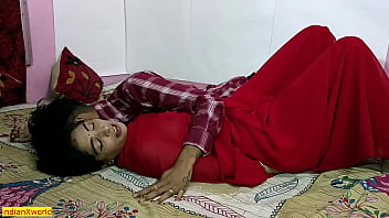 Hermosa sirvienta india increíble sexo caliente XXX con el señor! último sexo viral